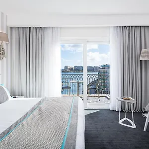 Juliani - Boutique 4*, San Ġiljan Malte