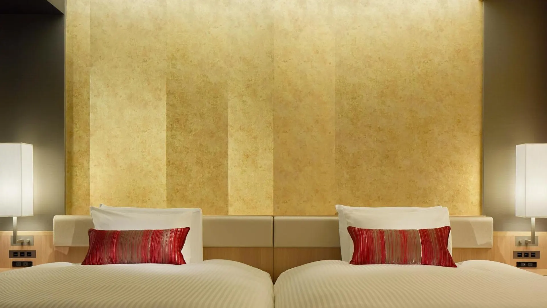 Mitsui Garden Hotel Kyoto Shinmachi Bettei 4*,